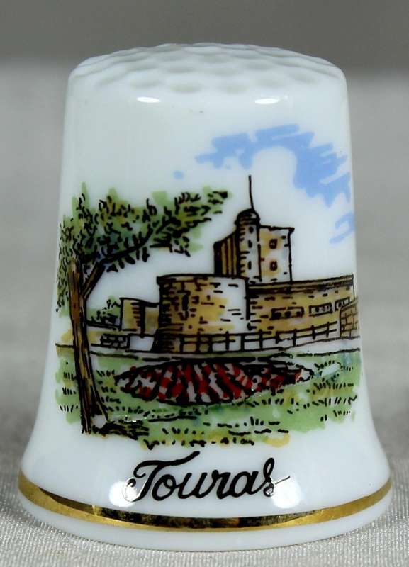 Bone China thimble - Touras