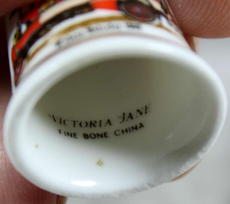 Bone China thimble - "H" class Wolseley 1908