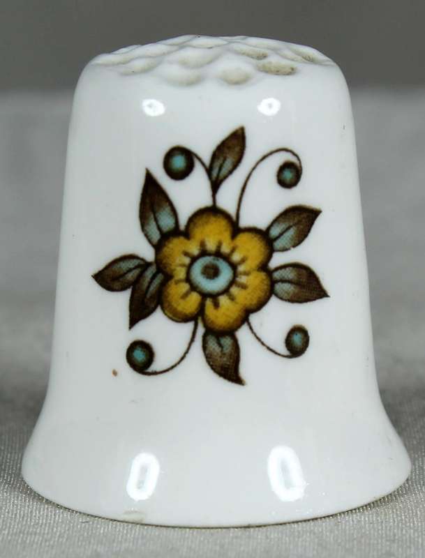 Bone China thimble - sunflower