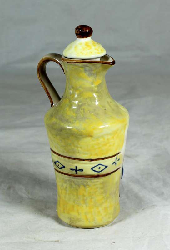 Novelty vinegar jug