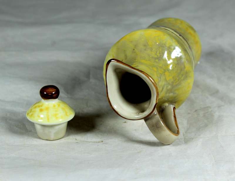 Novelty vinegar jug