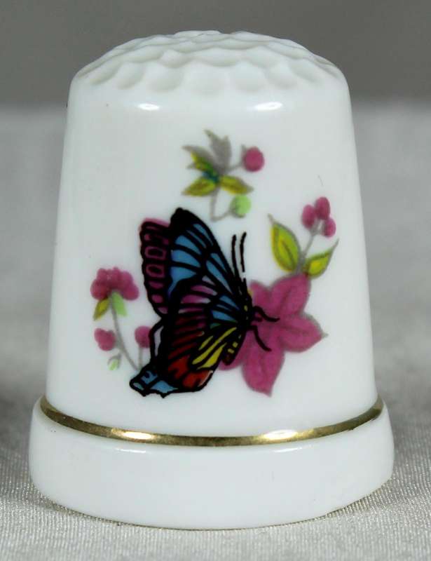 Bone China thimble - butterfly on purple leaf