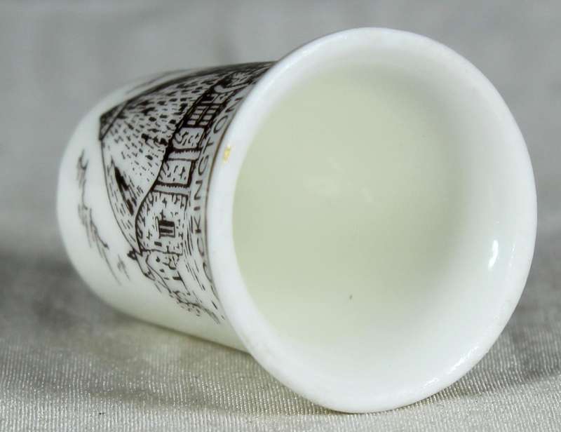 Bone China thimble - Cockington Forge