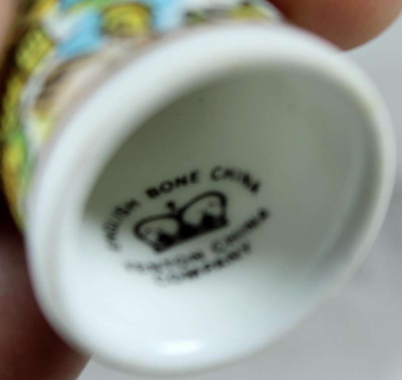 Bone China thimble - Bedfordshire