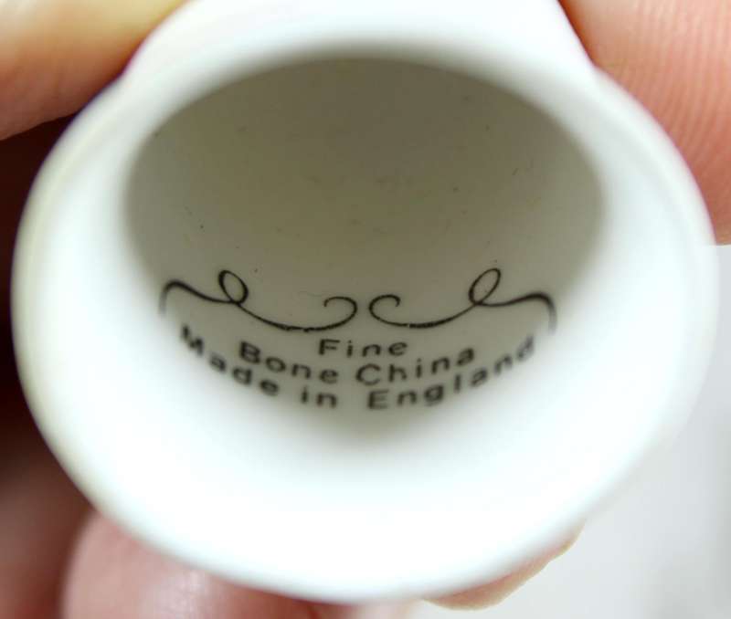 Bone China thimble - Multi Flower