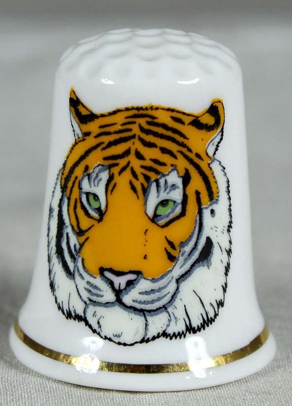Bone China thimble - Paignton zoo - Sights of Britain