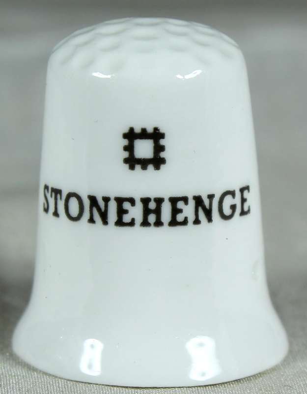 Bone China thimble - Stonehenge - MG China