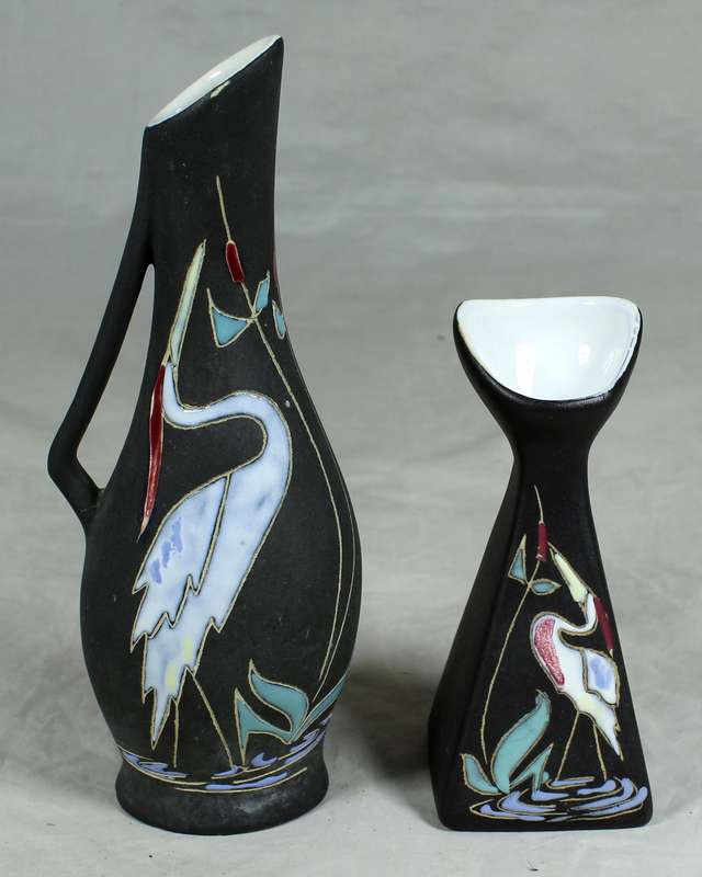 Pair of crescent ware vases - Bontebok park