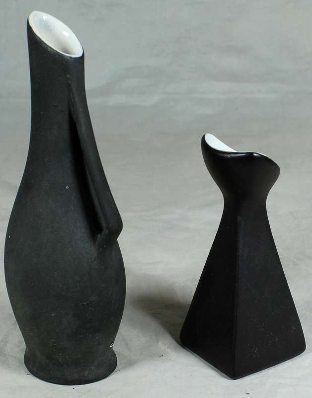 Pair of crescent ware vases - Bontebok park