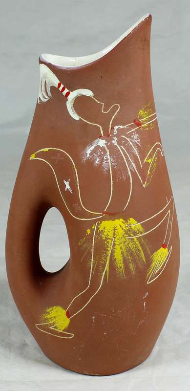 Crescent ware jug vase