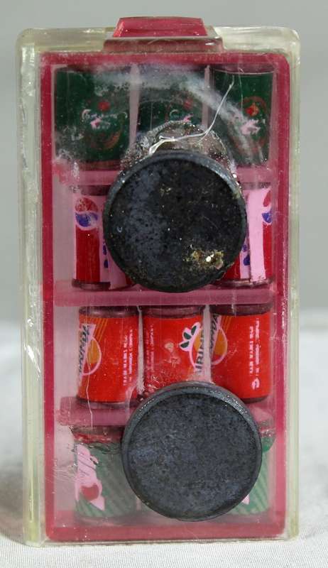 Miniature cabinet magnet with miniature cans