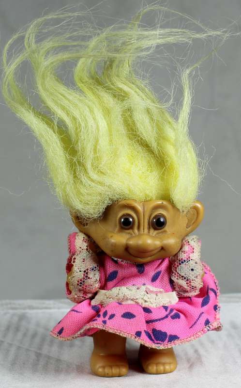 Small Arlencoe troll - with summer dress