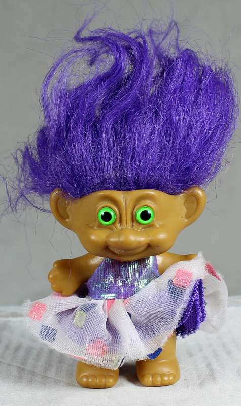 Small Arlencoe troll - with party dress