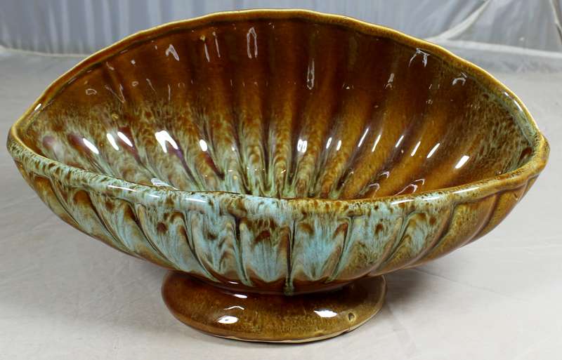 Shell center piece