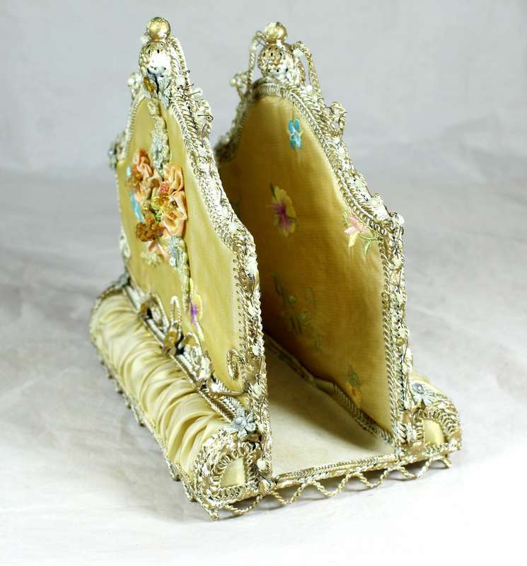 Letter / Serviette holder, satin covered with embossed flowers