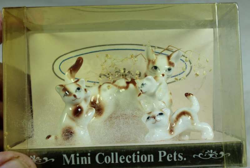 Mini Collection Pets - Cat family