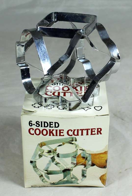 Six sided cookie cutter - New in box