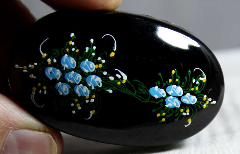 Molded oval pill box