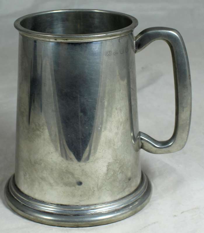 Pewter mug with glass bottom - with markings (92% tin)