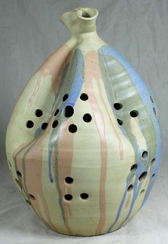 Large ceramic sculpted lamp