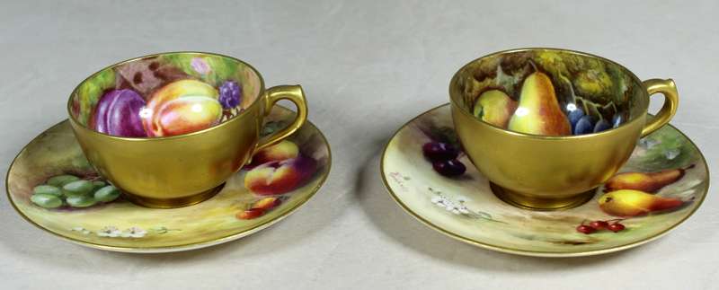 Royal Worchester demitasse duo's