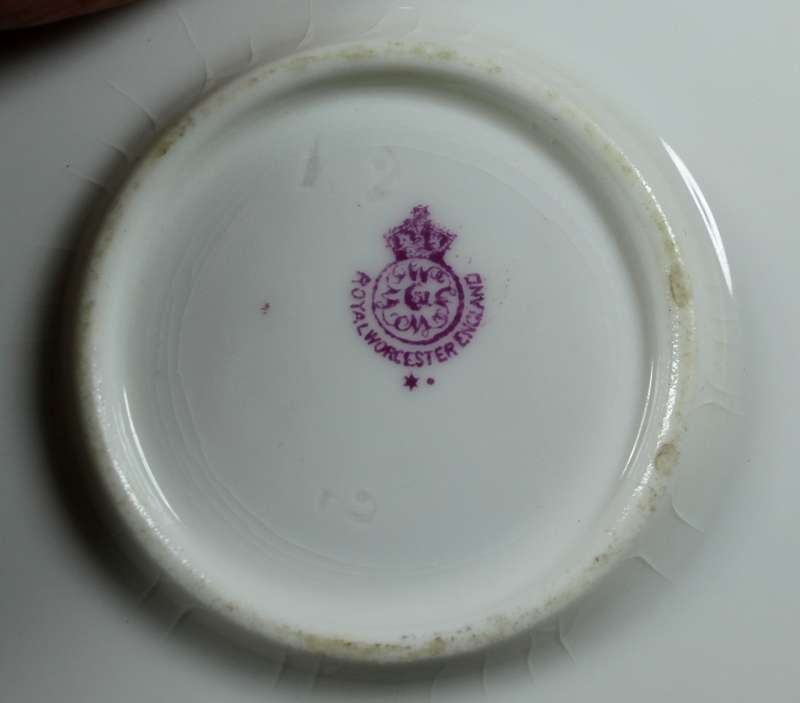 Royal Worchester demitasse duo's