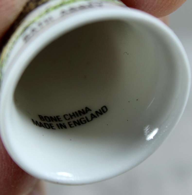Bone China thimble - Bath Abbey