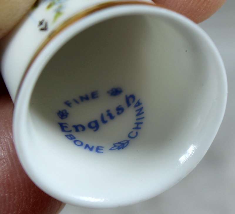 Bone China thimble - Ace of clubs