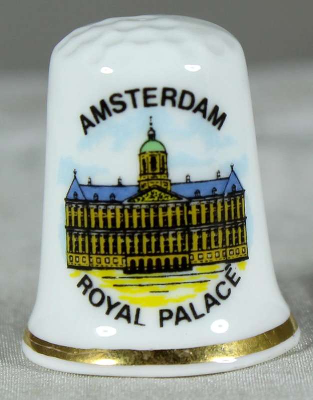 Bone China thimble - Amsterdam royal palace