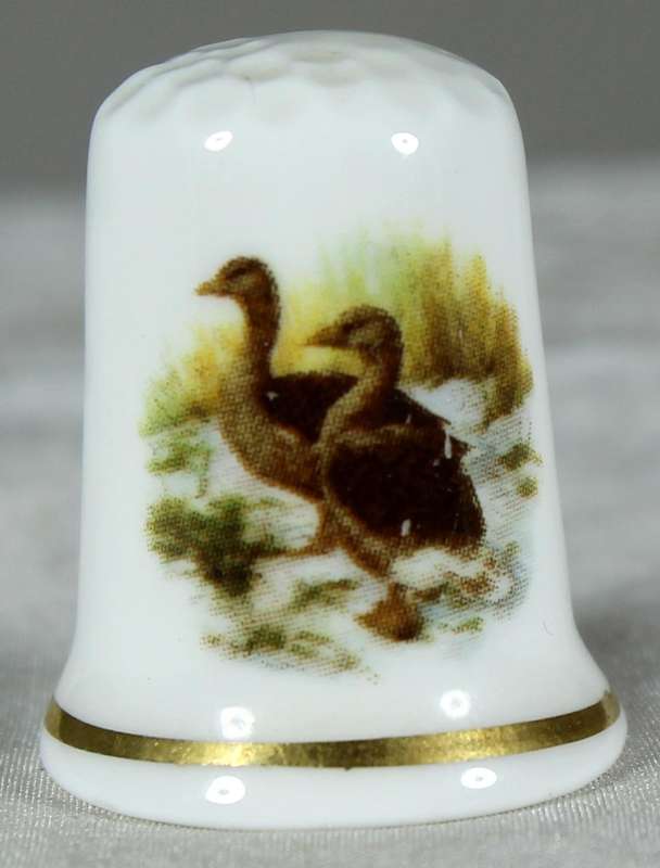 Bone China thimble - Pheasants - Ken Parry