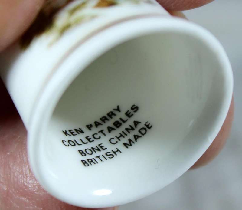 Bone China thimble - Pheasants - Ken Parry