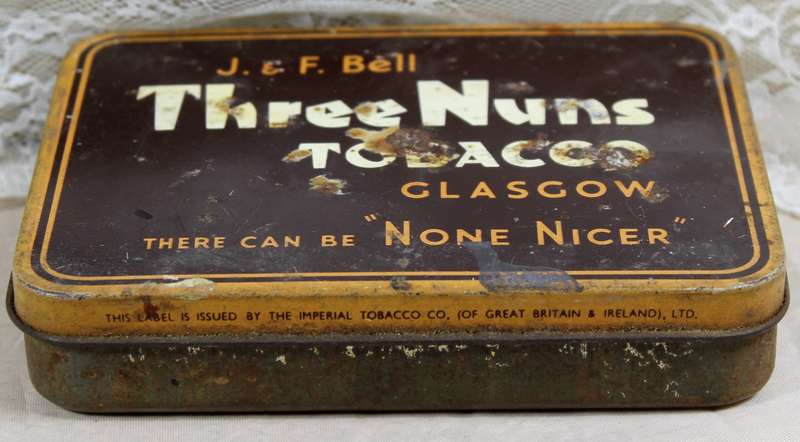Three Nuns - Tabaco tin