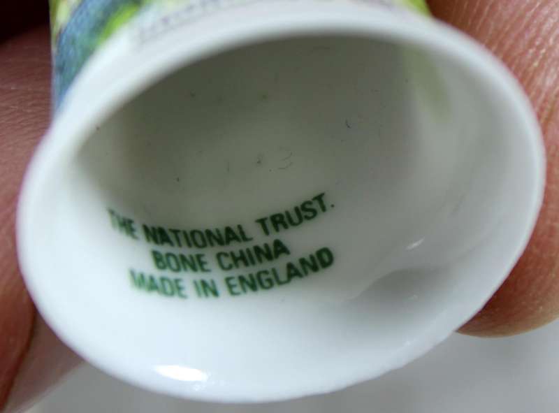 Bone China thimble - Hadrian's Wall - National Trust