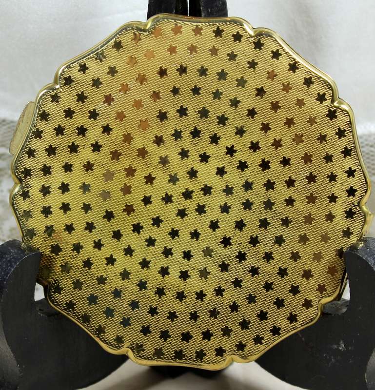 Stratton compact