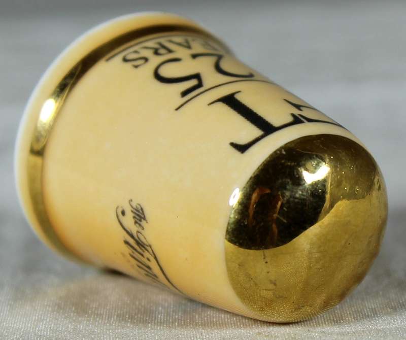 Advertising thimble - Financial Times 125 Years - Thimble Guild