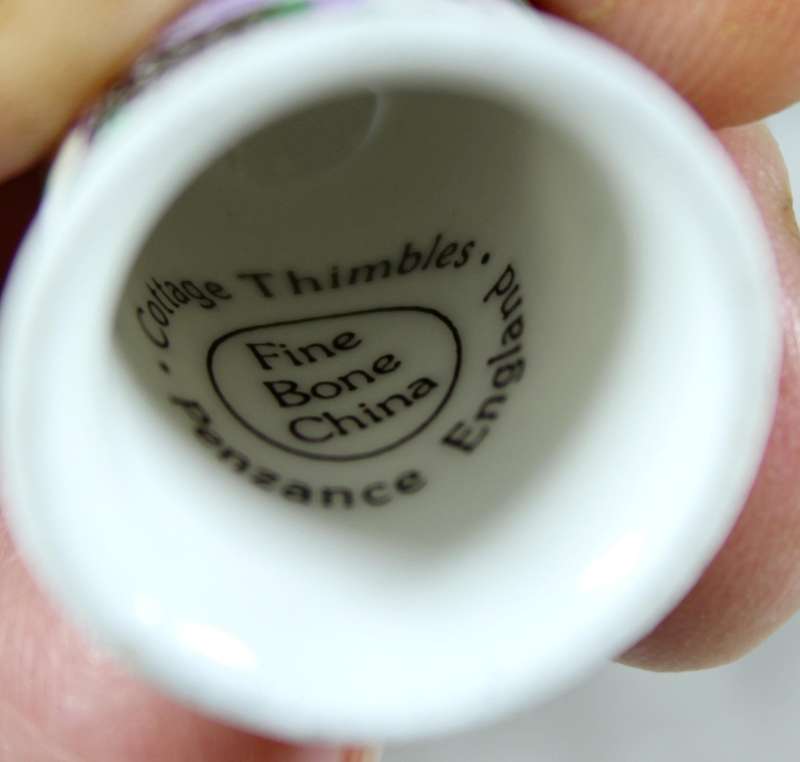Advertising thimble - Robinsons R - Cottage Thimbles