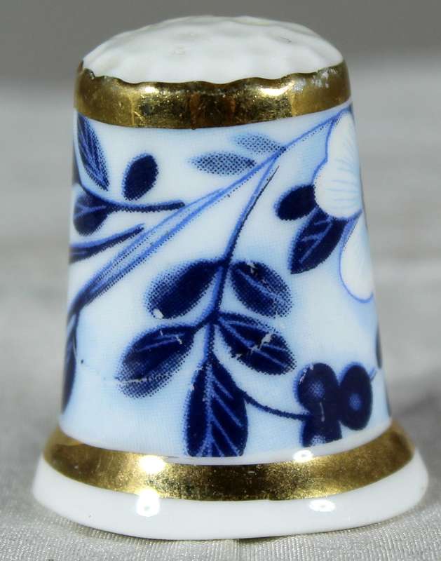 Bone China thimble - Blue & white flowers - Birchcroft