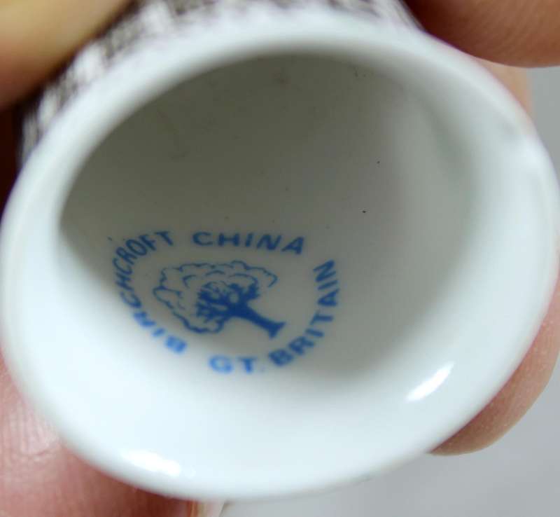 Bone China thimble - Cromer