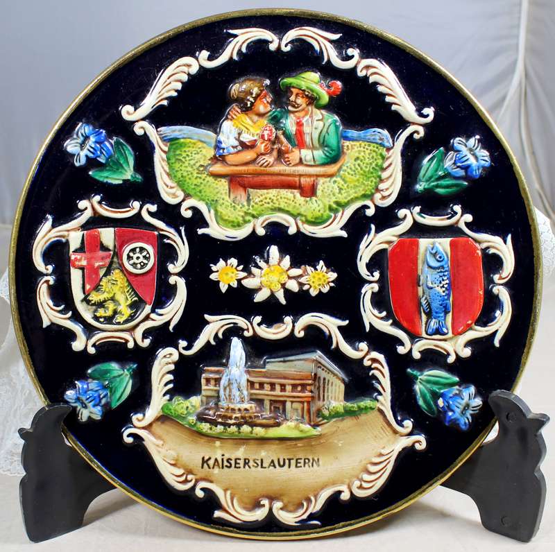 Kaiser Lautern embossed display plate