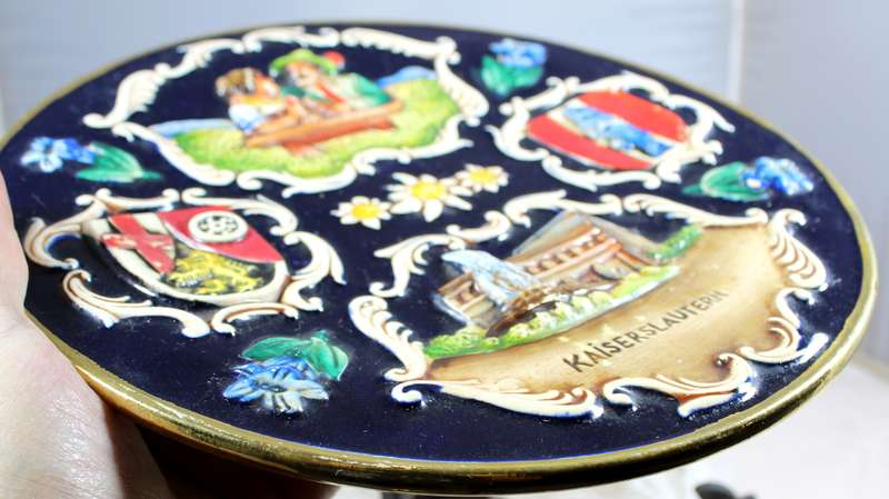 Kaiser Lautern embossed display plate