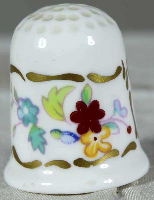 Bone China thimble - Red Roses - Coalport