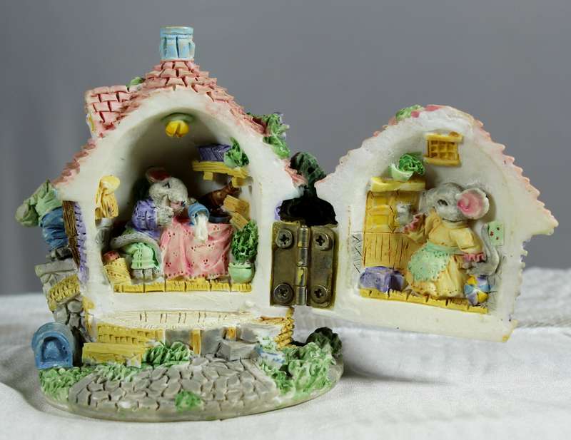 Mice family with opening door