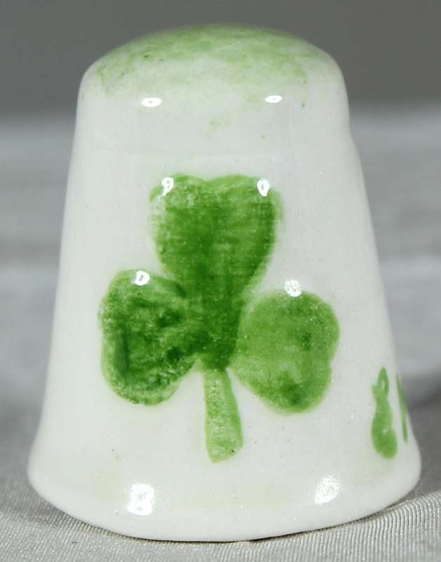 Bone China thimble - Irish Shamrock