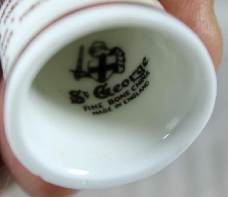 Bone China thimble - The Falkan Islands 1982 - St George