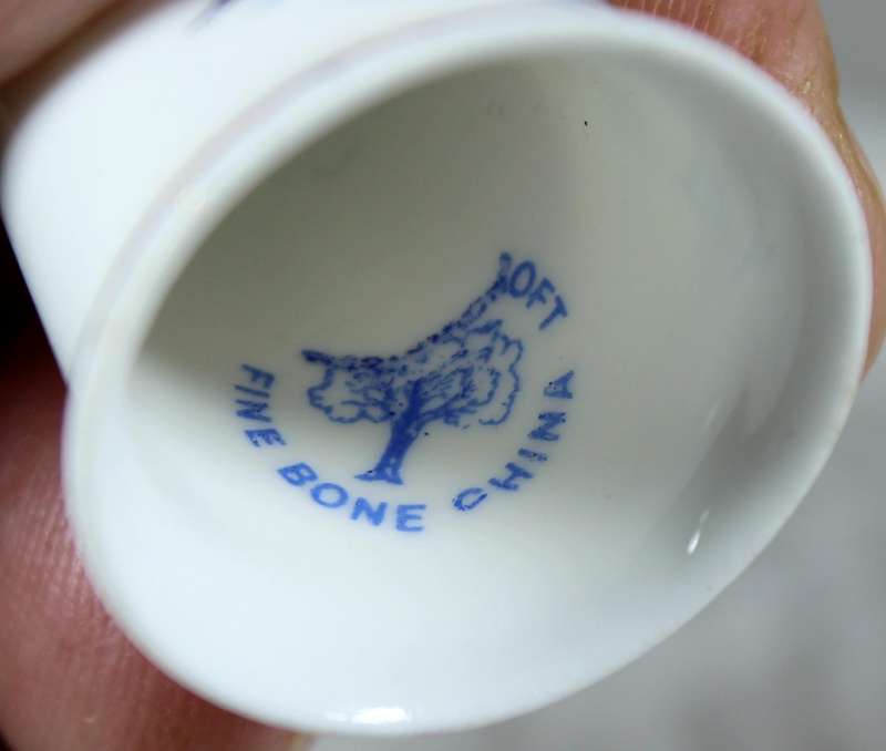 Bone China thimble - Scooner Ship - Birchcroft
