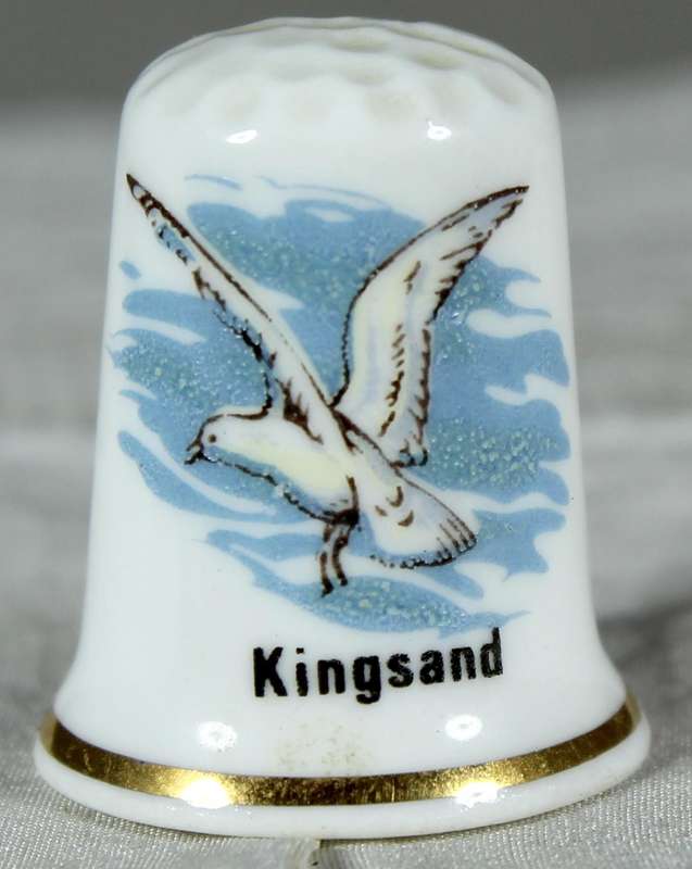 Bone China thimble - Kingsand