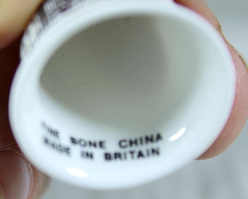 Bone China thimble - Babbecombe Model Village Torguay