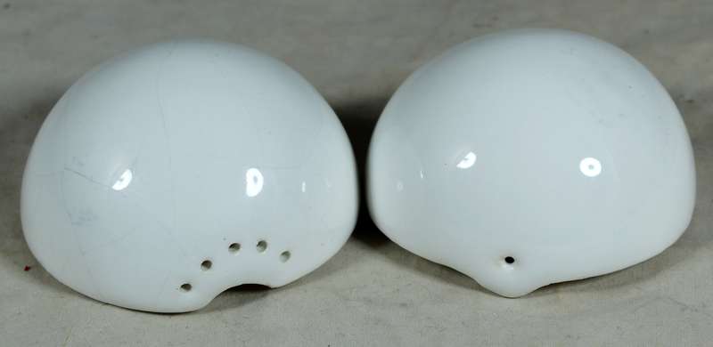 Half circle salt & pepper set