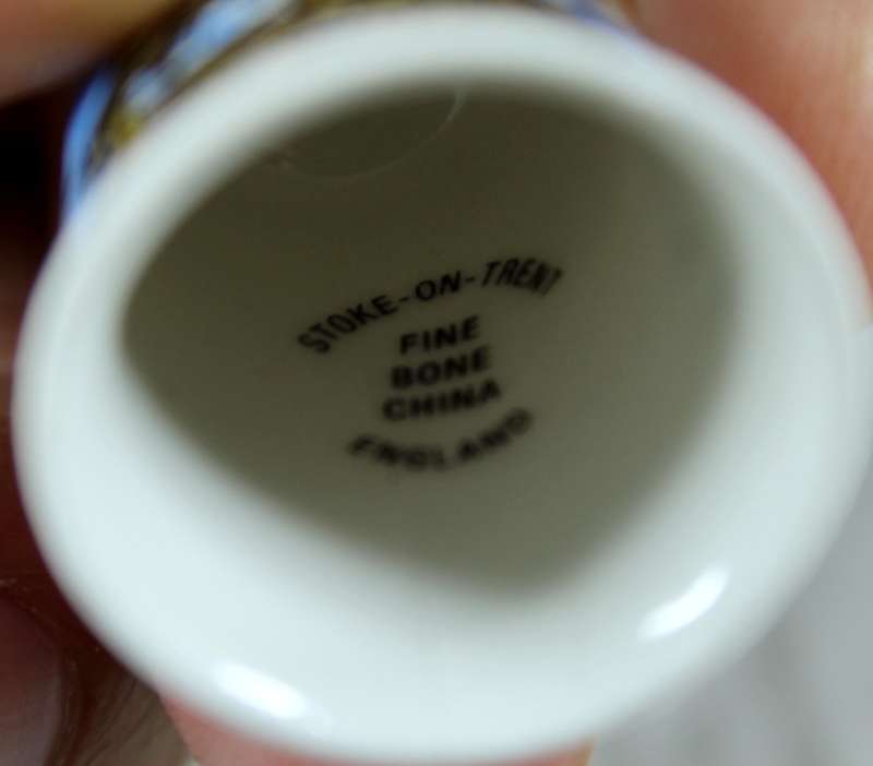Bone China thimble - The Millennium Dome - Stoke-on-Trent