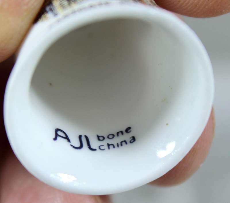 Bone China thimble - Eastgate, Chester - AJL Ceramics